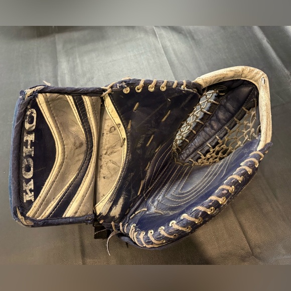 Koho Other - Vintage Koho 580 Professional Goalie Catch Glove - Roberto Luongo Style